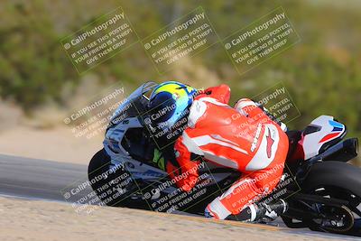 media/Nov-06-2023-Moto Forza (Mon) [[ce023d0744]]/2-Advanced Group/Session 4 (Turn 8 Inside)/